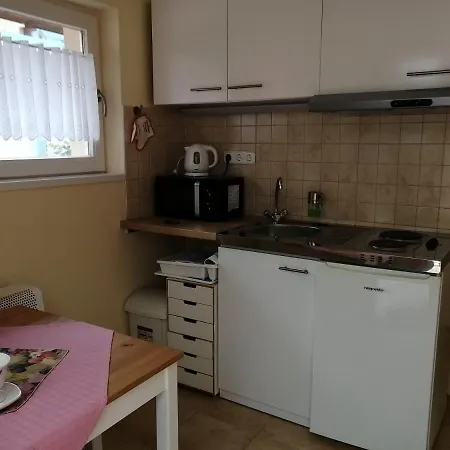 Anna Vendeghaz Apartmán