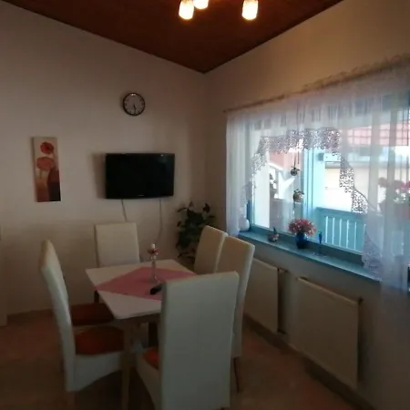 Anna Vendeghaz Keszthely