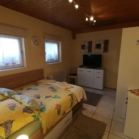 Anna Vendeghaz * Keszthely