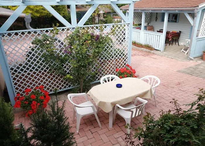 Anna Vendeghaz * Keszthely