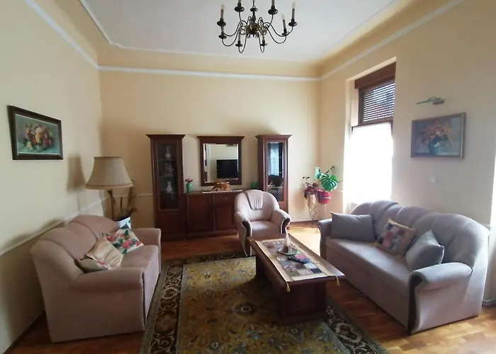 Anna Vendeghaz Keszthely